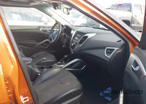 2012 Hyundai Veloster Base W/Black z USA, uszkodzony, nr VIN KMHTC6AD6CU061953